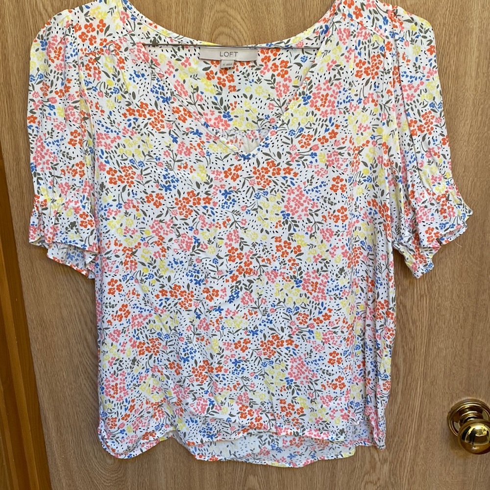 LOFT Spring blouse, size medium